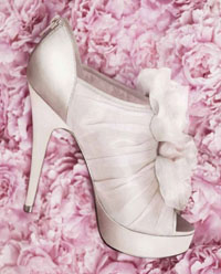 Свадебная обувь: изюминка образа невесты 