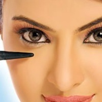 Сурьма для глаз: макияж с пользой 
