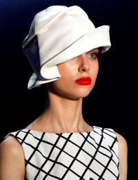 Головные уборы 2012 Christian Dior