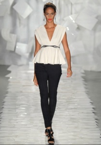 юбка с баской модная тенденция 2012