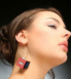 http://www.beautynet.ru/images/stories/fashiontendencies/cube_earring.jpg