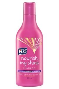 шампуни с кератином средства Alberto VO5 Nourish Me Truly Shampoo