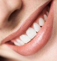 как отбелить зубы в домашних условиях средства